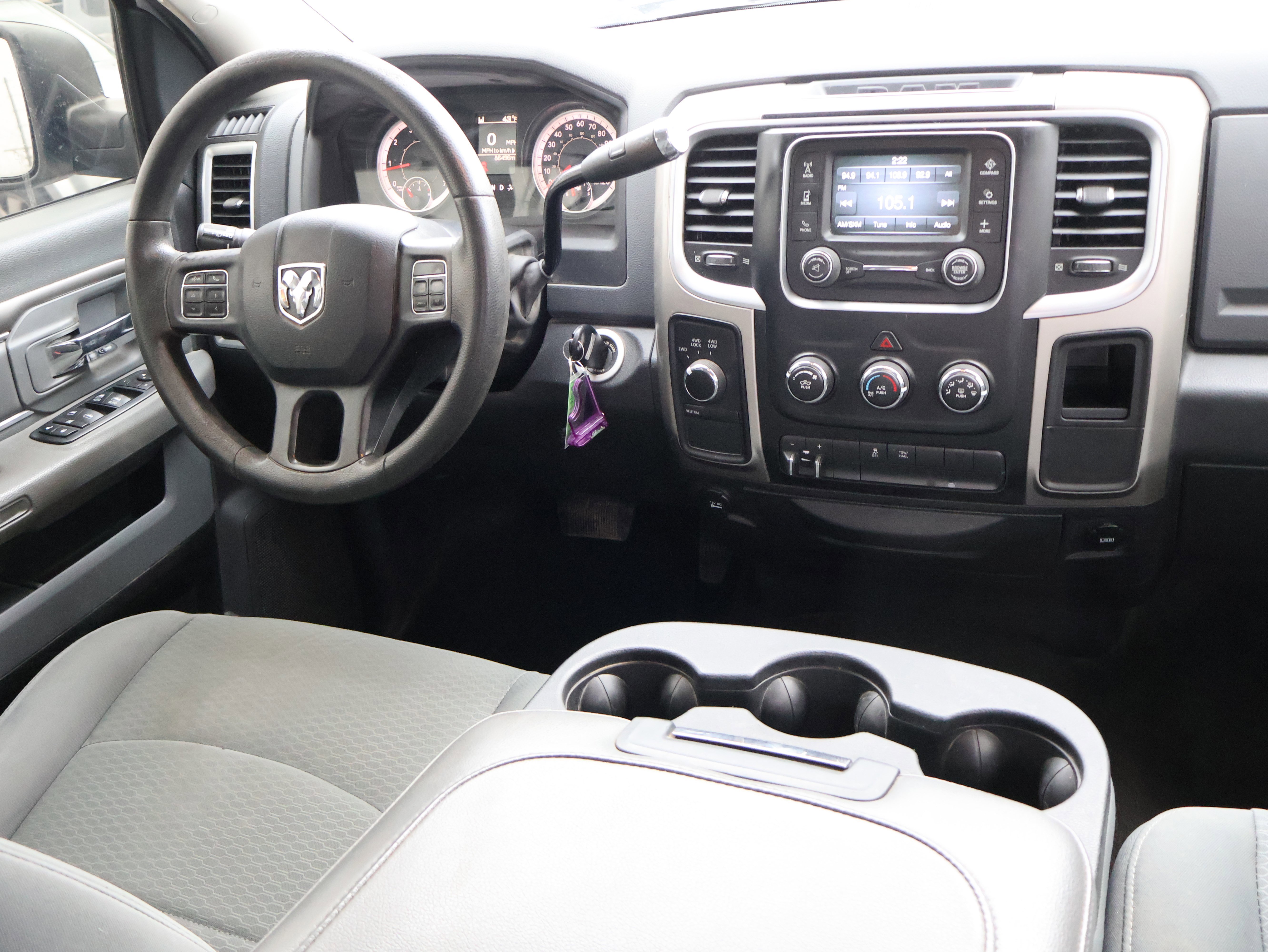 Used 2016 RAM 2500 SLT image 16