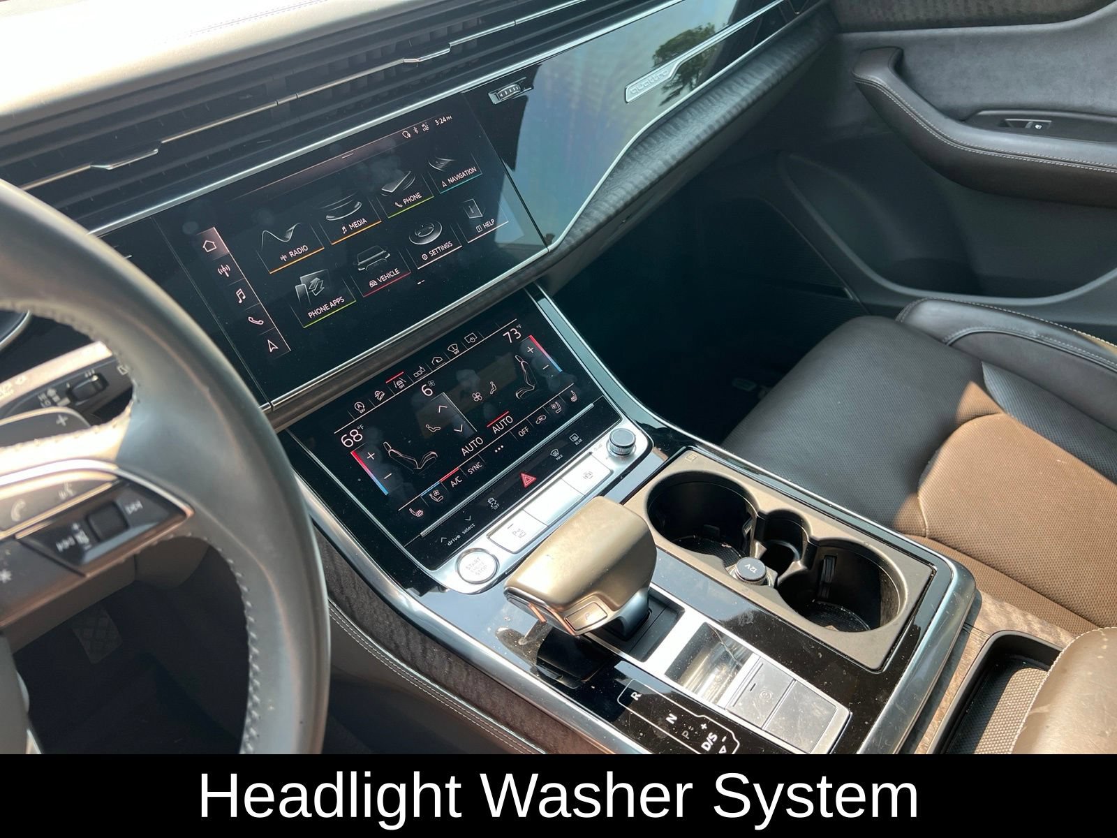 Used 2019 Audi Q8 Prestige w/ Luxury Package AWD/4WD image 25
