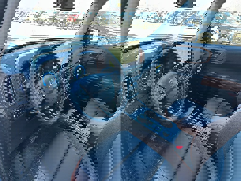 New 2025 Ford Bronco Sport Outer Banks w/ Outer Banks Tech Package+ image 13