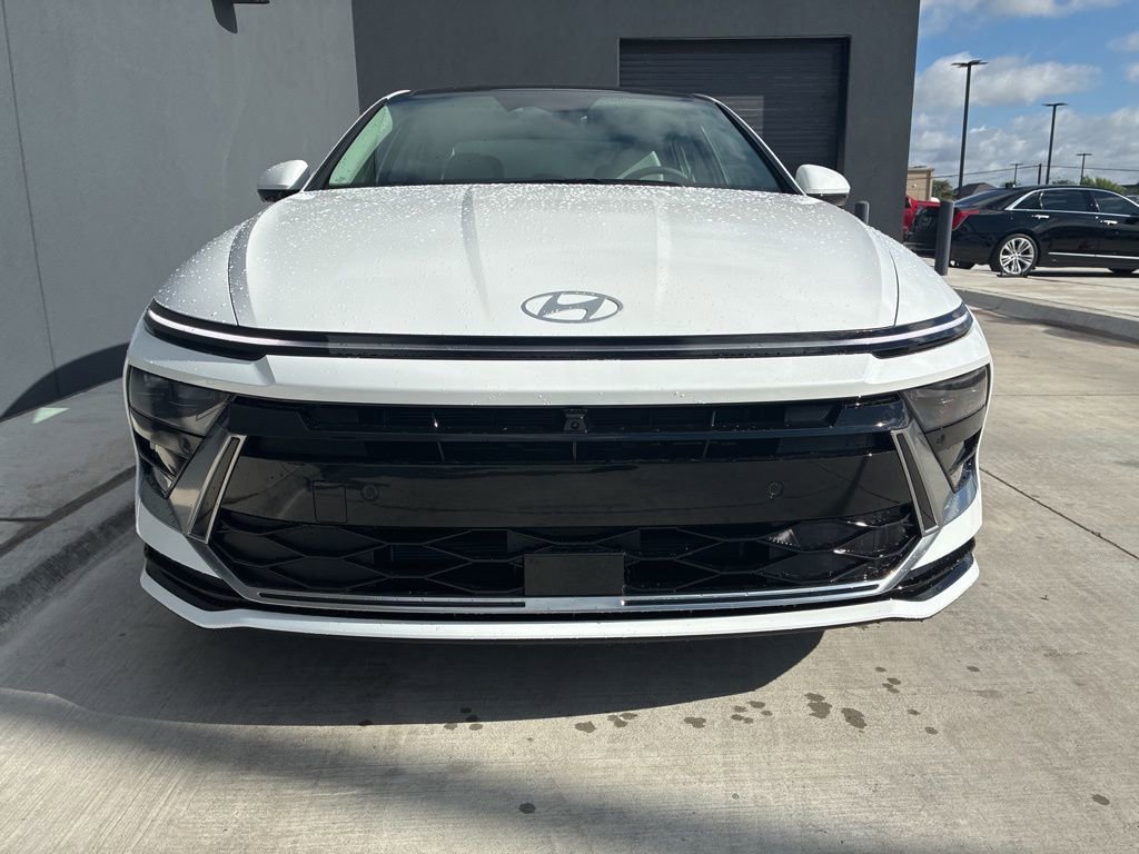 New 2026 Hyundai Sonata Limited image 2
