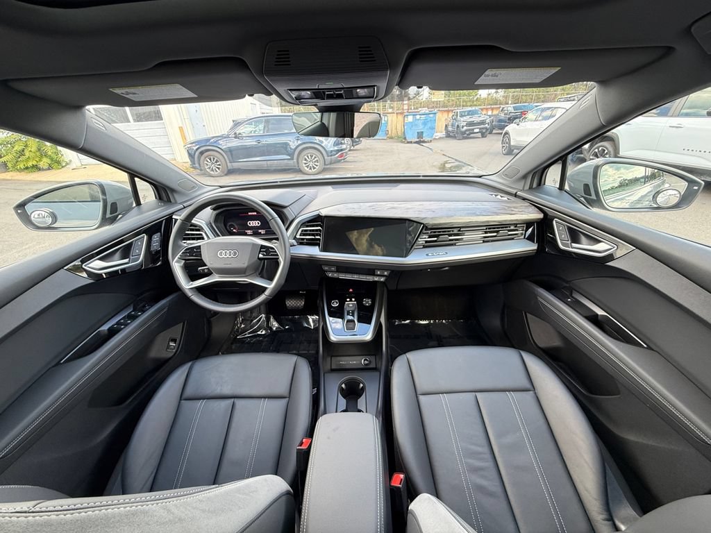 Used 2025 Audi Q4 e-tron Premium Plus RWD image 22