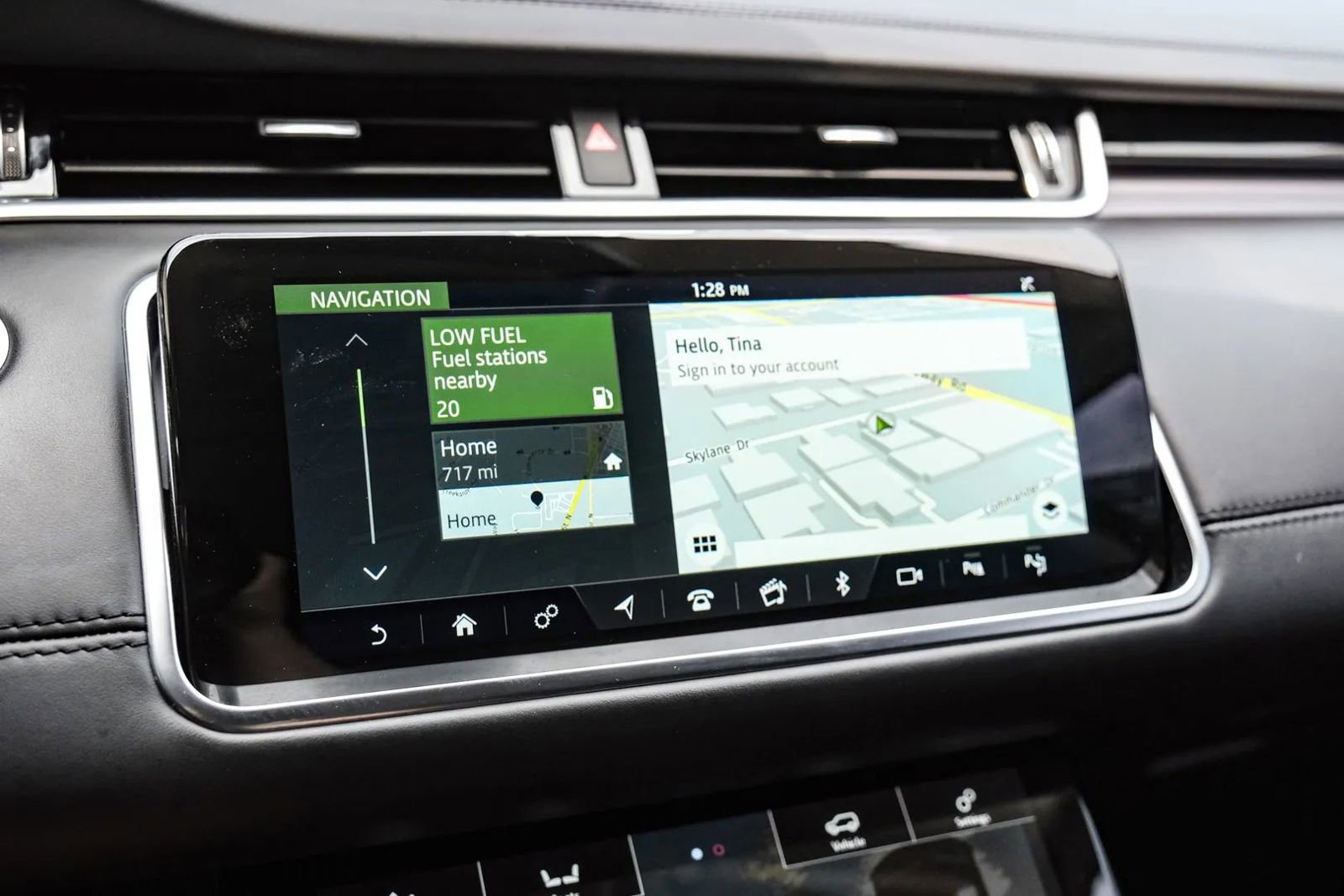 Used 2020 Land Rover Range Rover Evoque SE AWD/4WD image 31