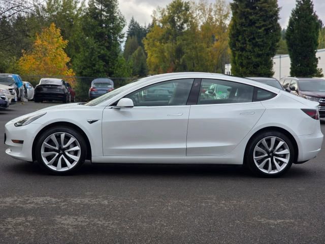 Used 2020 Tesla Model 3 Standard Range Plus image 5