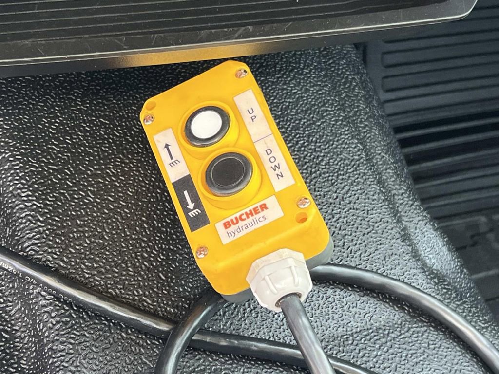 Used 2024 Ford F350 XL image 34