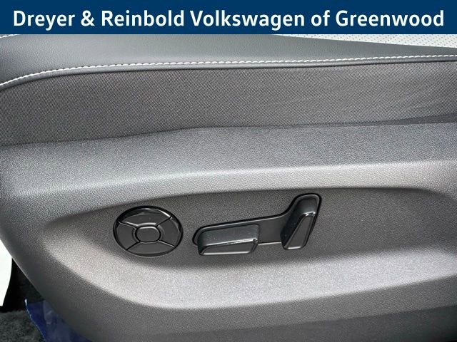 New 2026 Volkswagen Tiguan SE AWD/4WD image 26