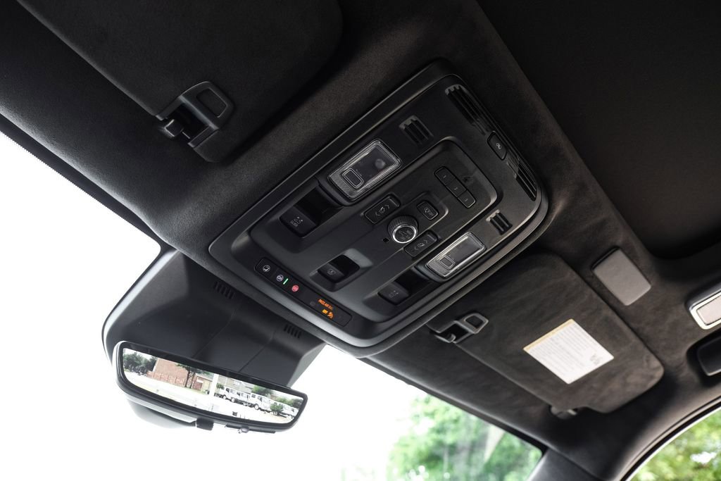 Used 2023 Cadillac Escalade V AWD/4WD image 30