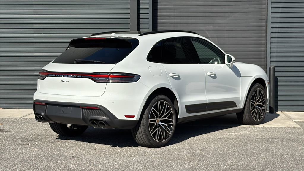 Used 2026 Porsche Macan image 24