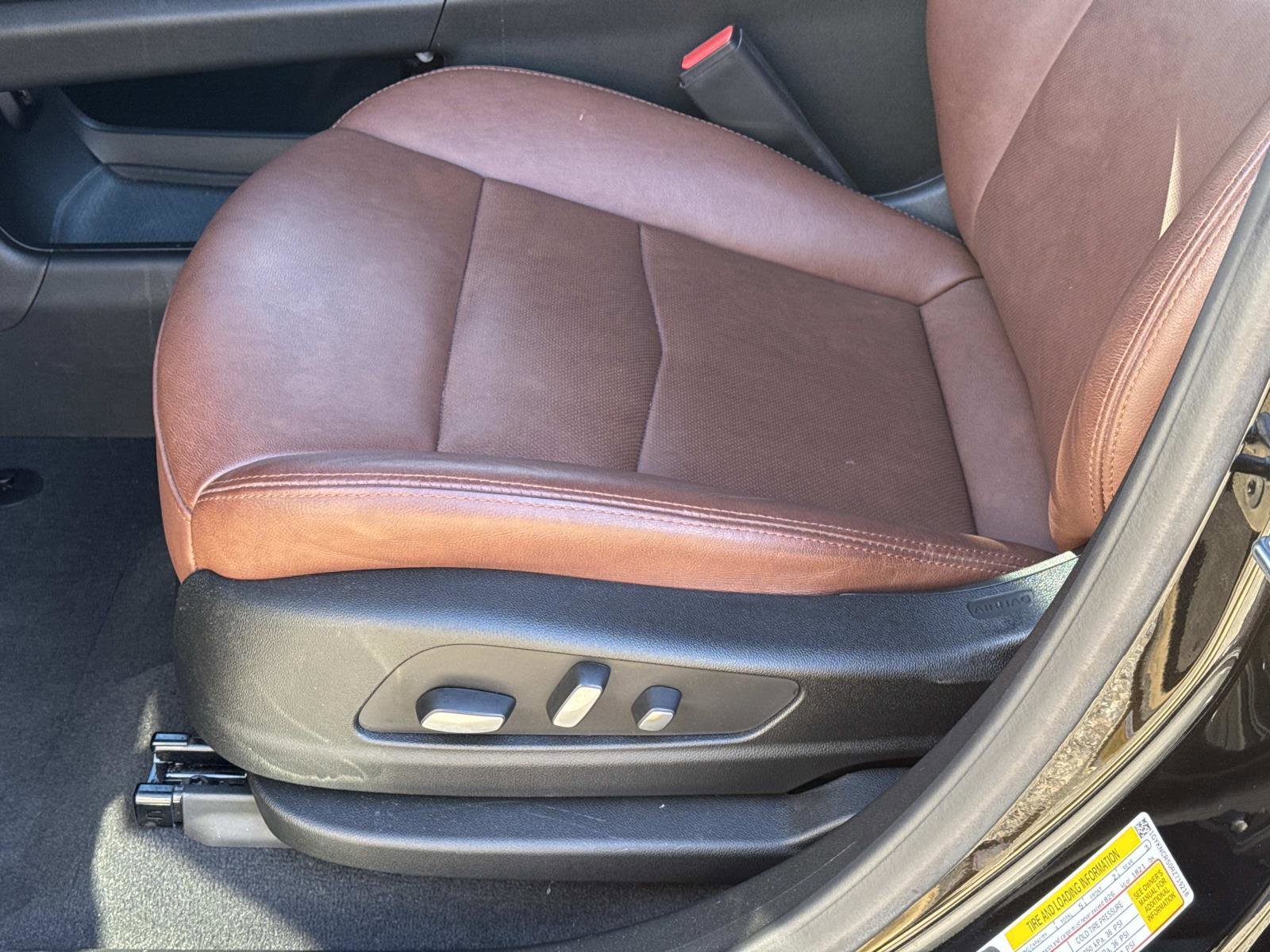 Used 2024 Cadillac XT5 Premium Luxury image 21