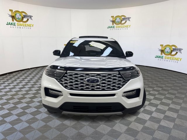 Used 2024 Ford Explorer Platinum w/ Technology Package AWD/4WD image 3