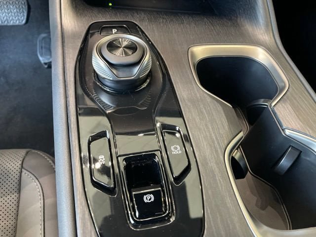 New 2026 Lexus RZ 450e AWD image 18