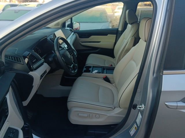 Used 2025 Honda Odyssey Touring image 26