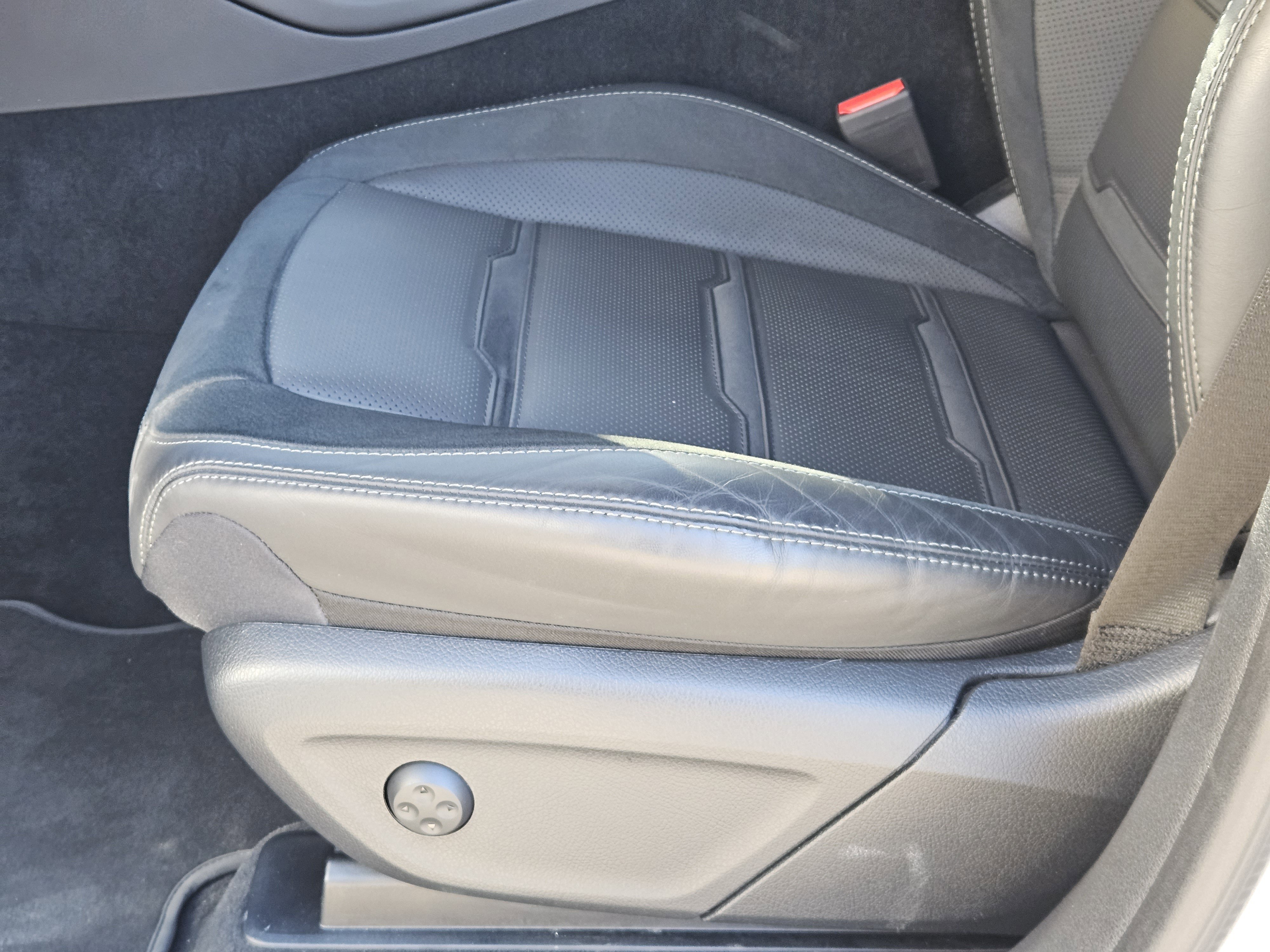 Certified 2025 Mercedes-Benz GLE 53 AMG 4MATIC Coupe image 25