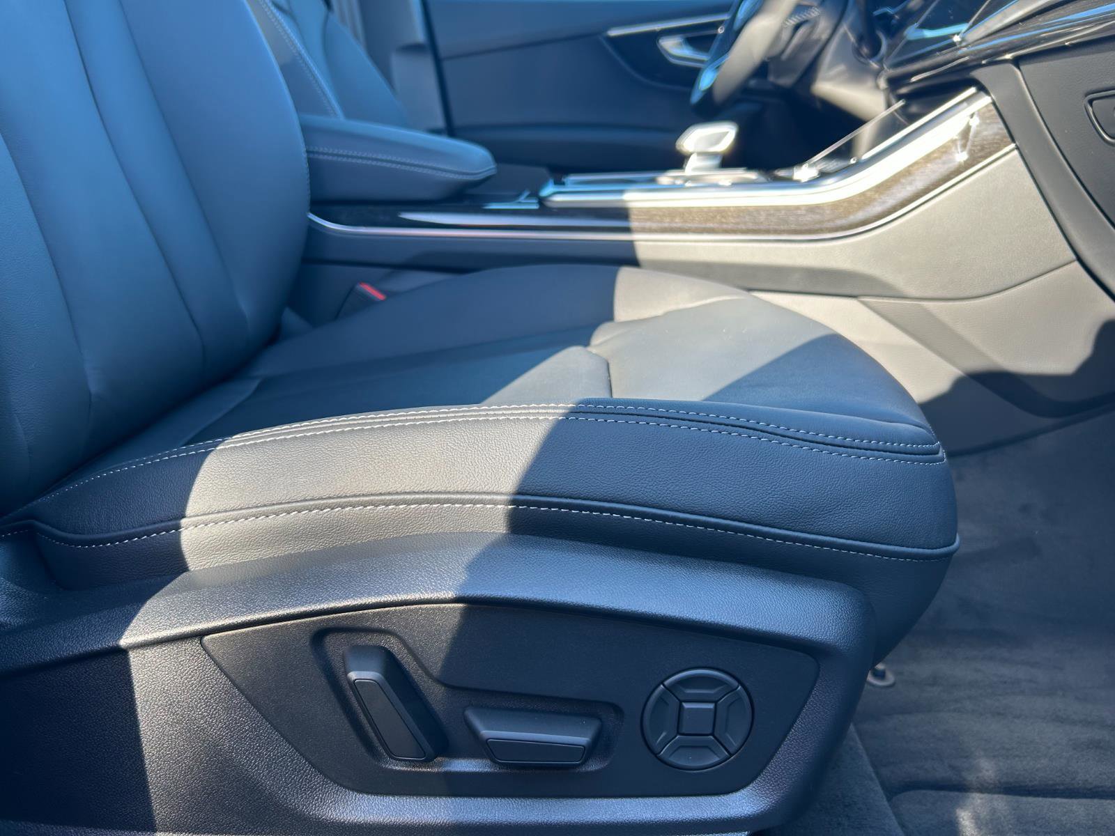 New 2026 Audi Q7 2.0T Premium image 24