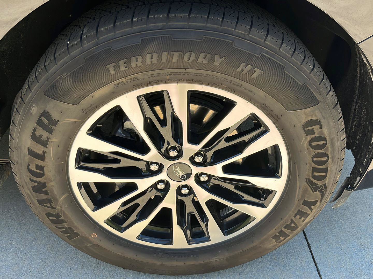 Used 2025 Ford Expedition Platinum AWD/4WD image 39