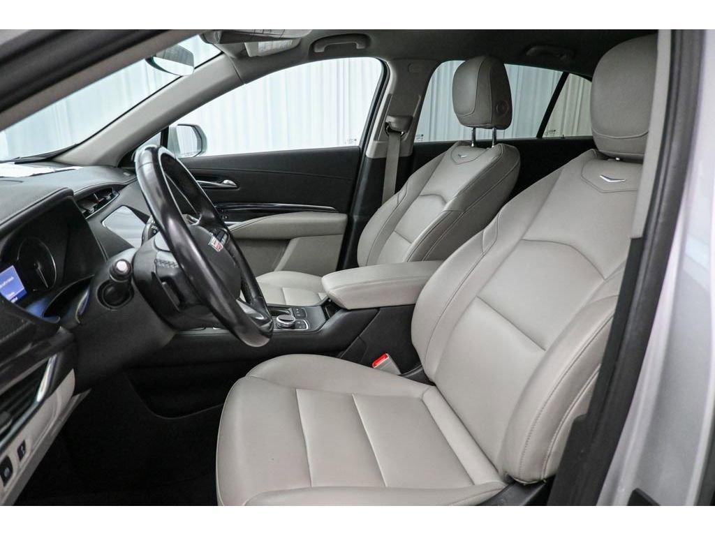 Used 2020 Cadillac XT4 Luxury image 10