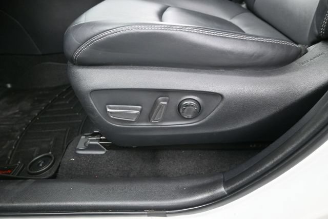 Used 2022 Toyota RAV4 XLE Premium AWD/4WD image 12