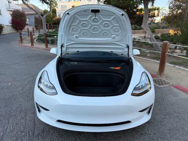 Used 2018 Tesla Model 3 Long Range image 11