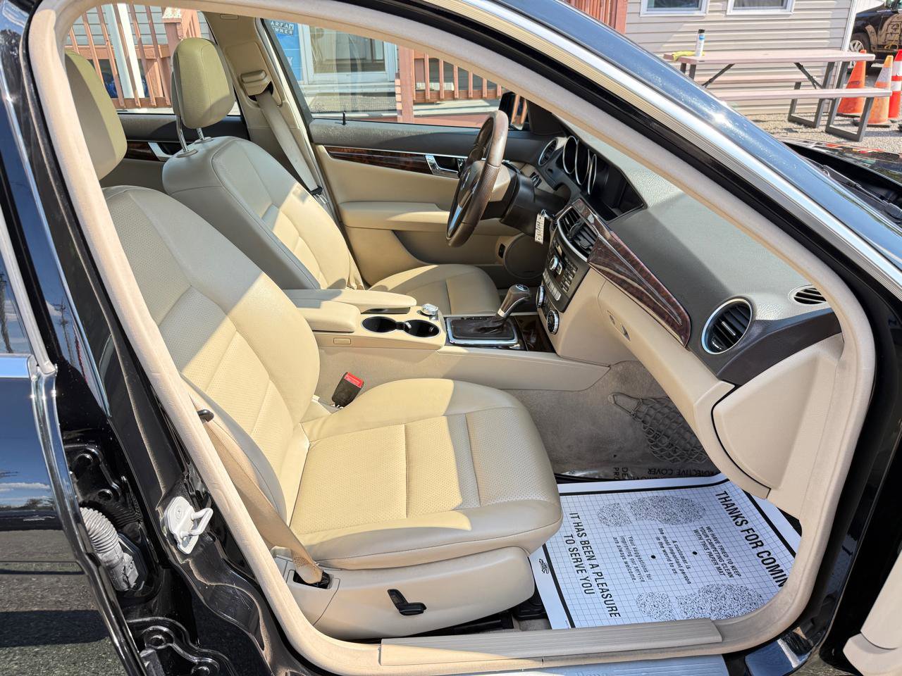 Used 2014 Mercedes-Benz C 300 4MATIC Sedan w/ Premium 1 Package image 39