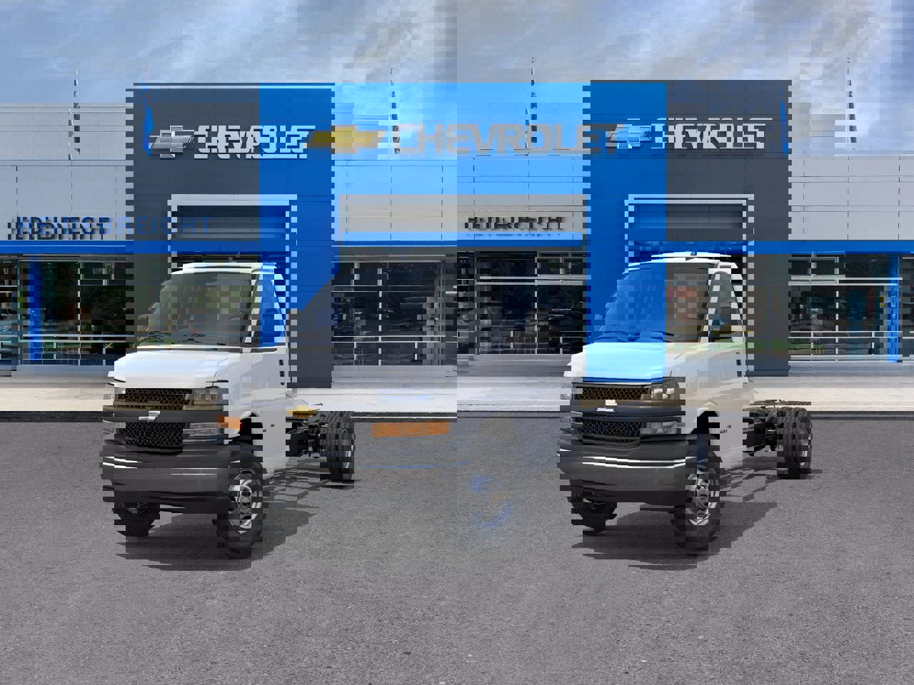 New 2025 Chevrolet Express 3500 w/ Power Convenience Package image 34