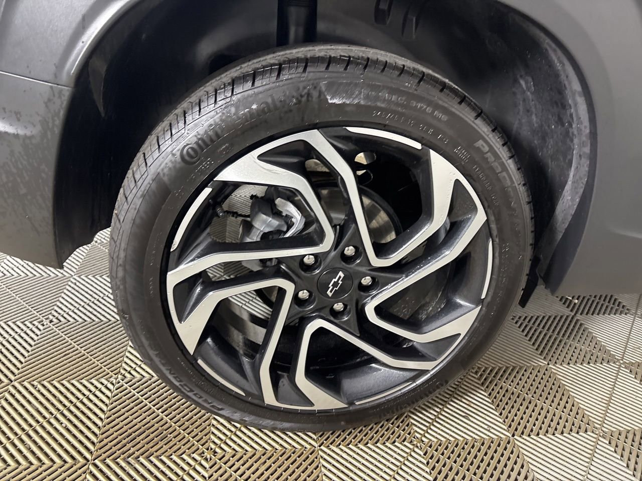 Used 2025 Chevrolet TrailBlazer RS FWD image 29