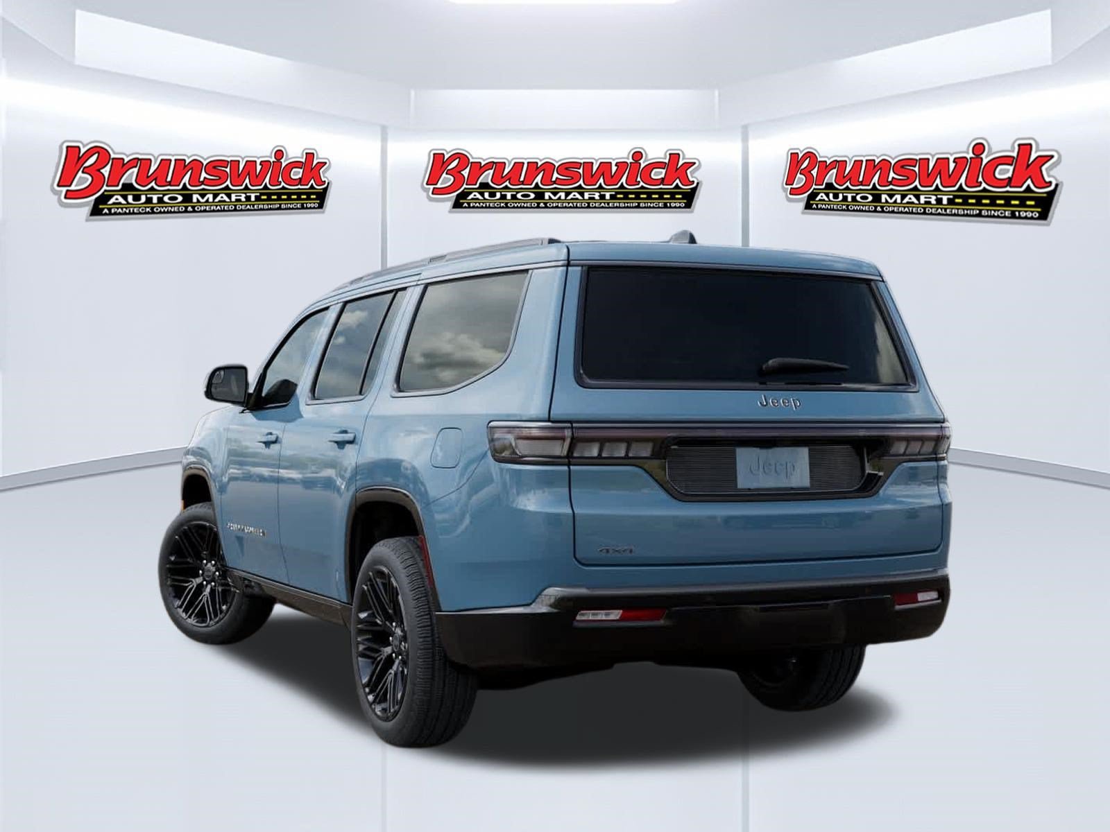 New 2026 Jeep Grand Wagoneer Limited AWD/4WD image 3