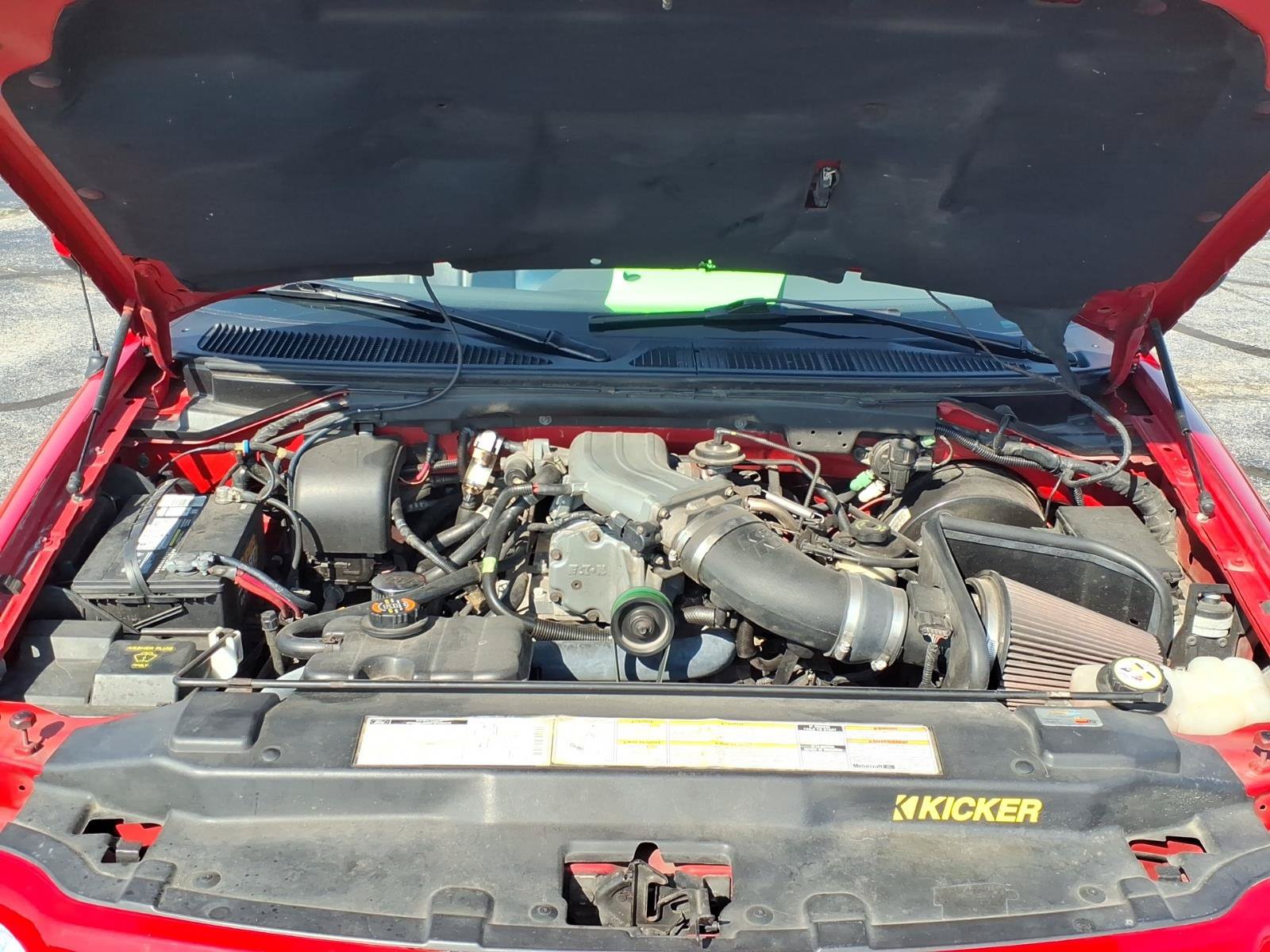 Used 2000 Ford F150 Lightning RWD image 4