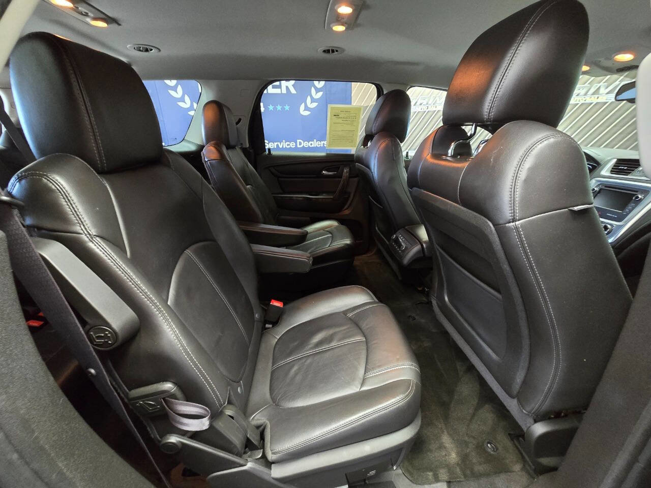 Used 2015 GMC Acadia SLT image 26