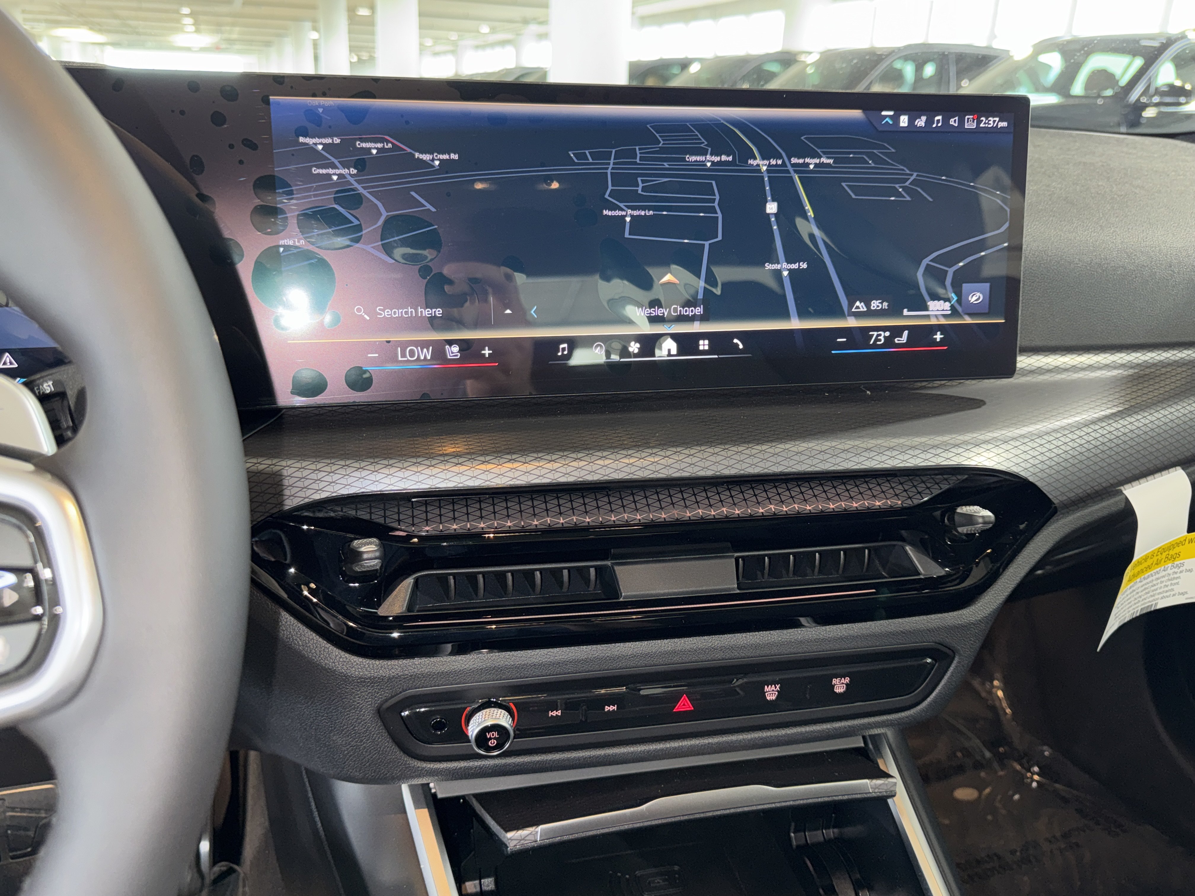 New 2026 BMW 330i Sedan w/ M Sport Package RWD image 18