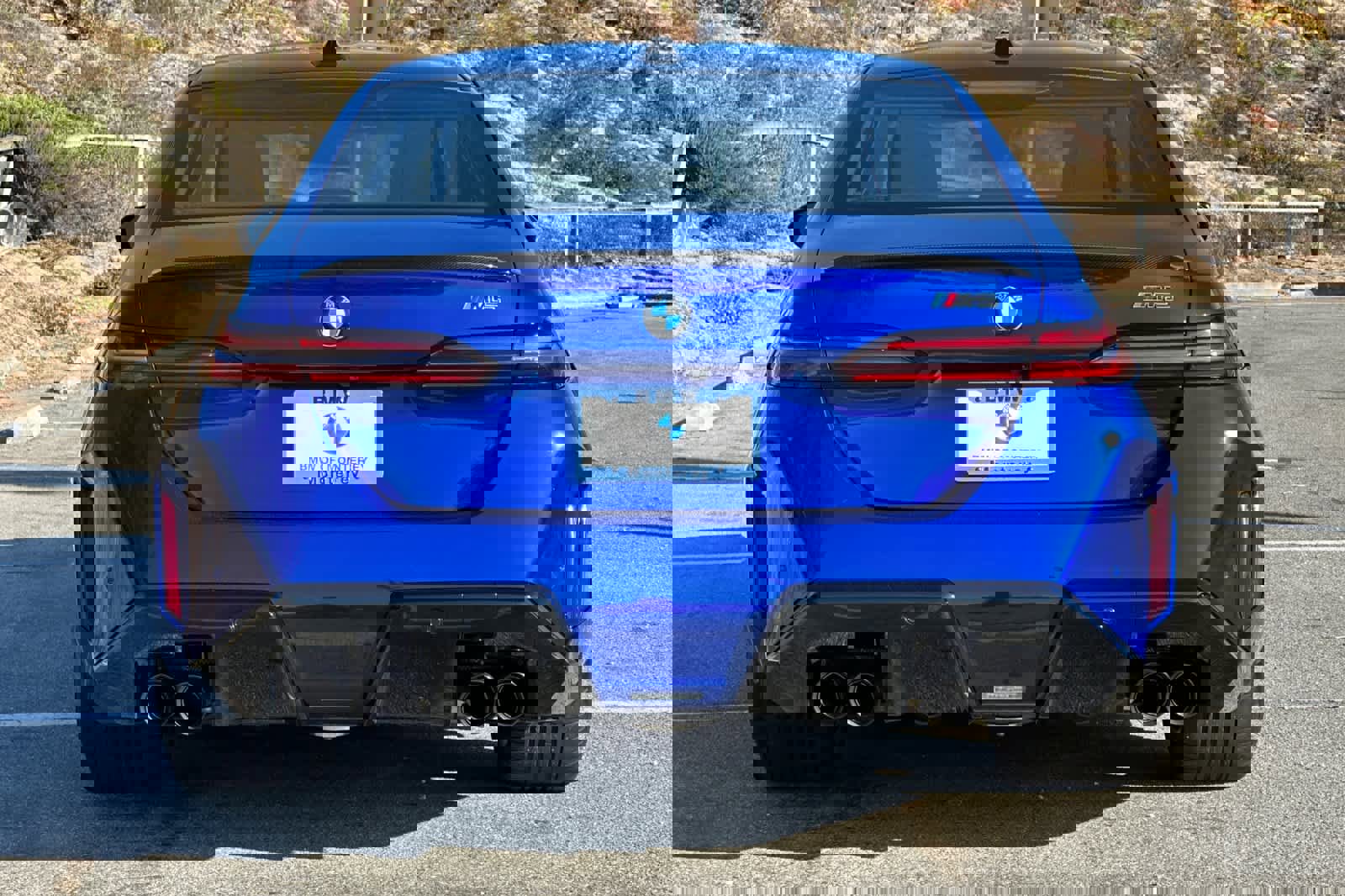 Used 2025 BMW M5 w/ Carbon Package image 8