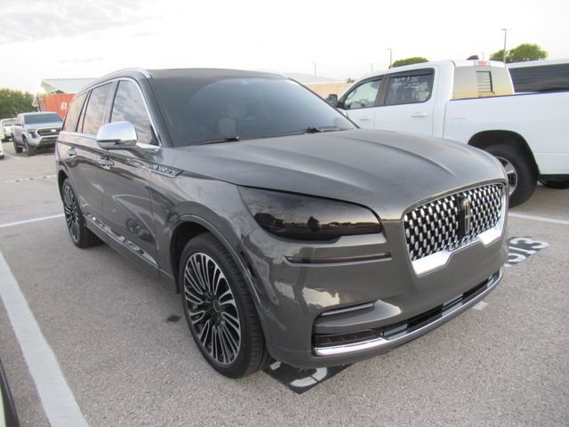 Used 2022 Lincoln Aviator Black Label w/ Dynamic Handling Package AWD/4WD image 1