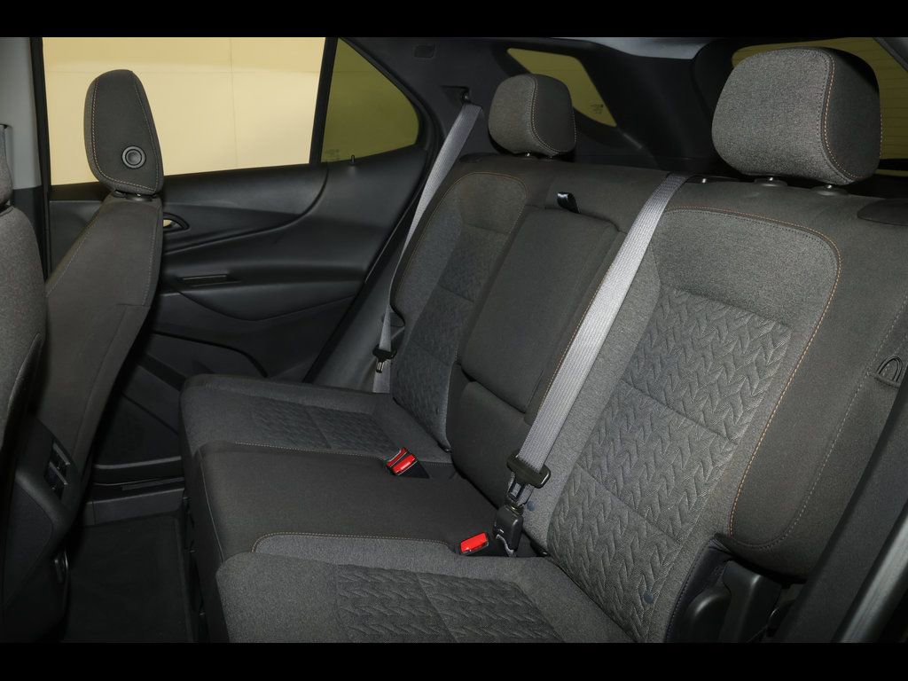 Used 2023 Chevrolet Equinox LT image 28