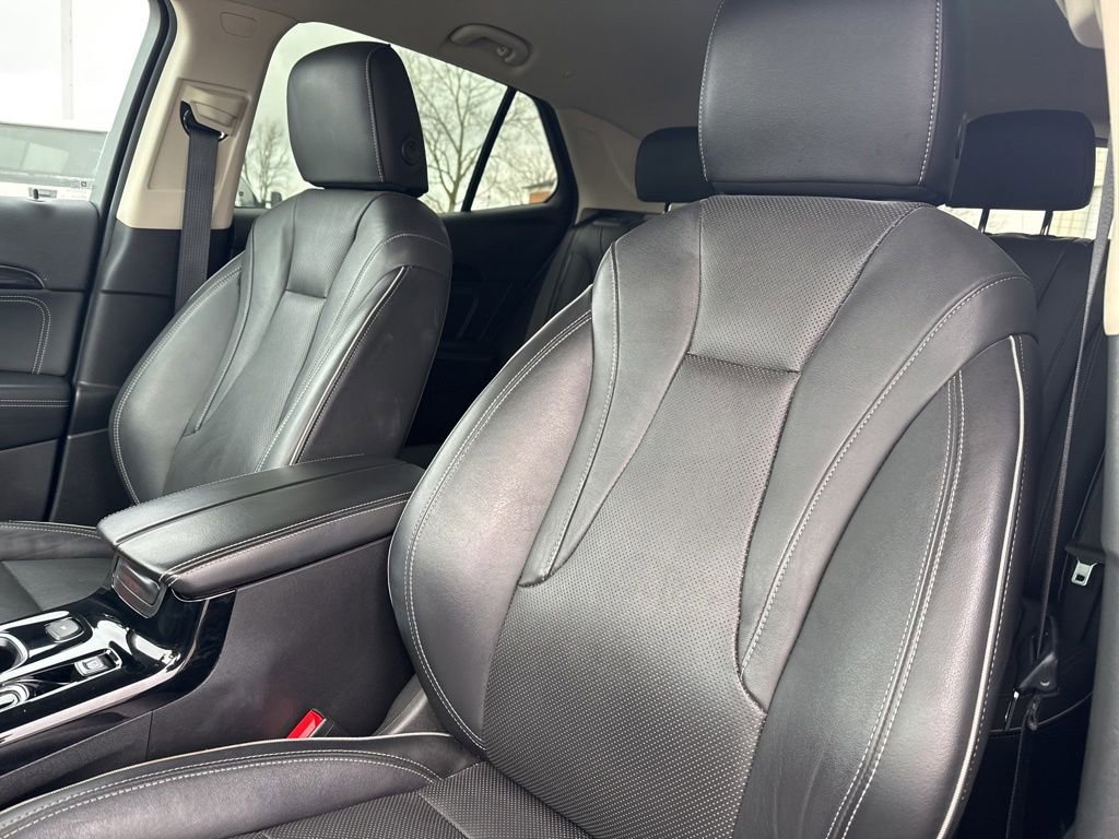 Used 2021 Buick Envision Essence image 29