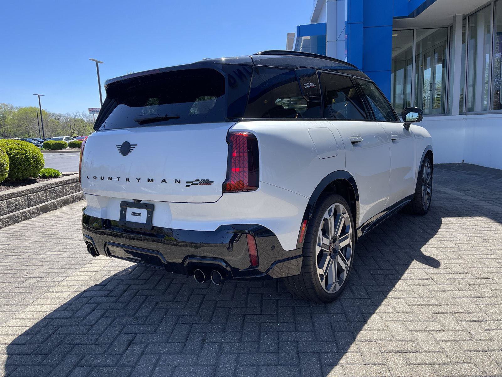 Used 2025 MINI Cooper Countryman John Cooper Works w/ Comfort Package Max AWD/4WD image 5