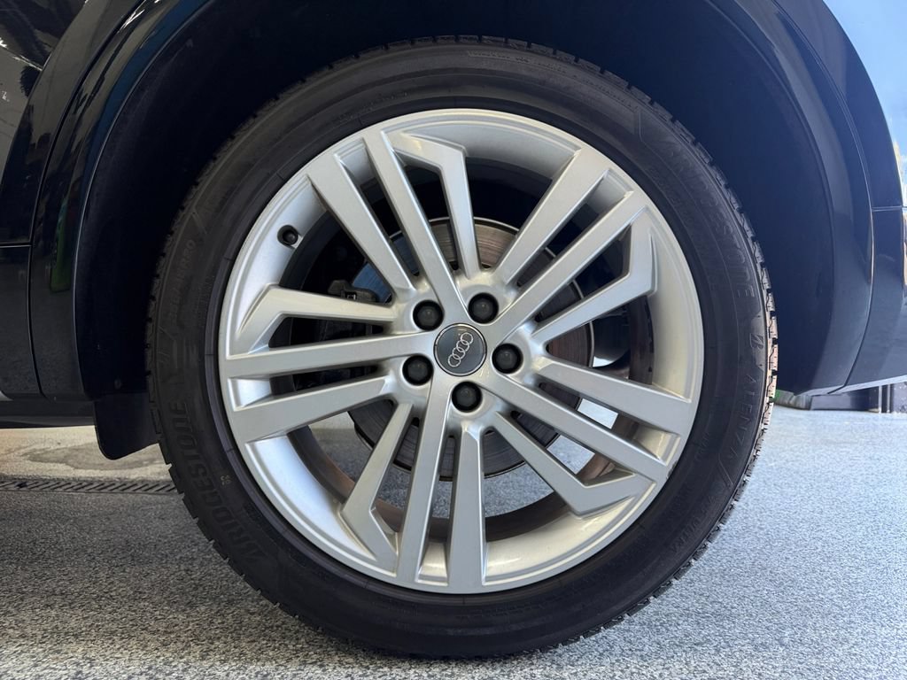 Used 2019 Audi Q5 2.0T Premium Plus w/ Premium Plus Package AWD/4WD image 39