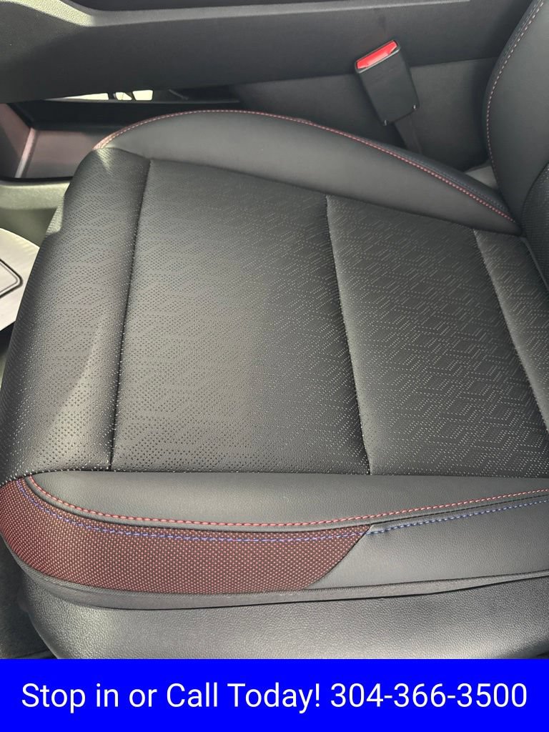 New 2026 Chevrolet Equinox RS w/ Safety and Technology Package AWD/4WD image 16