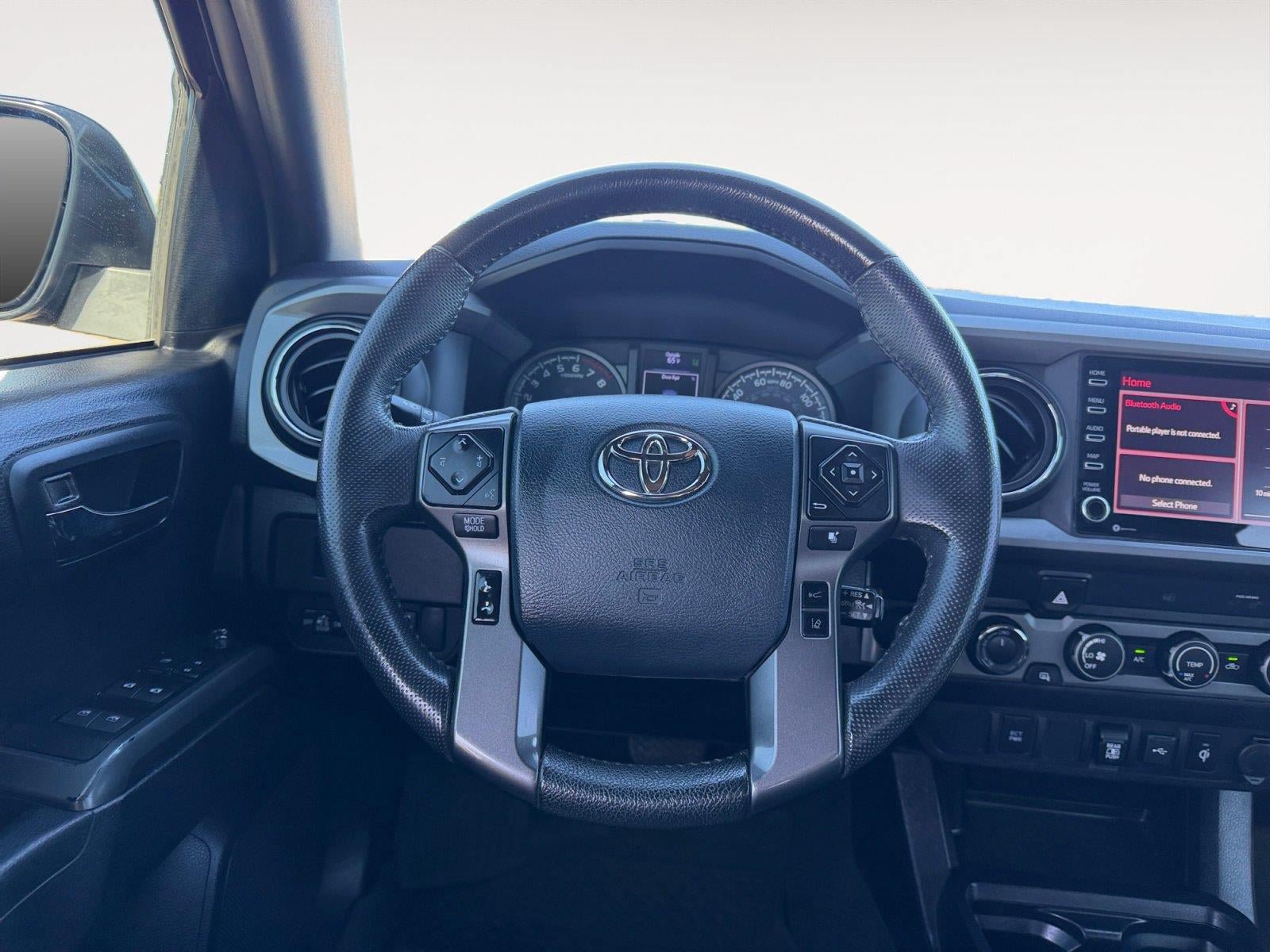 Used 2020 Toyota Tacoma TRD Off-Road AWD/4WD image 12