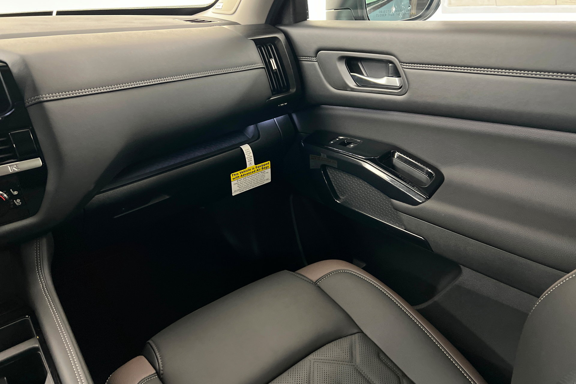 New 2026 Nissan Pathfinder Platinum AWD/4WD image 10