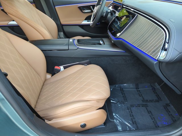 Certified 2024 Mercedes-Benz E 450 4MATIC Sedan image 21
