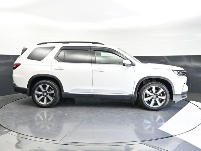 Used 2025 Honda Pilot Elite image 4