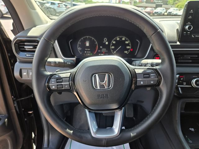 Used 2025 Honda Pilot EX-L image 31