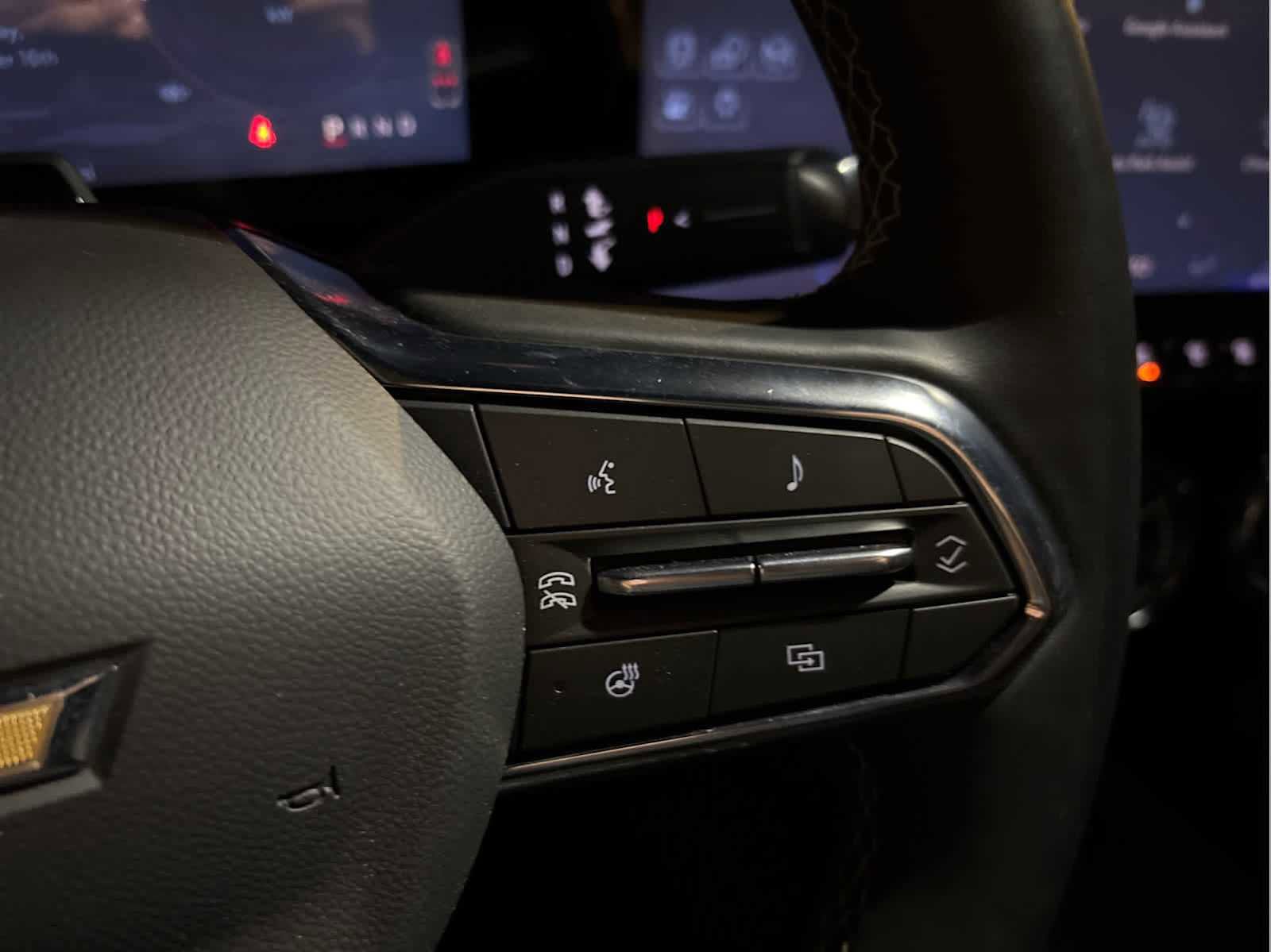 Used 2025 Chevrolet Blazer EV LT w/ Super Cruise Package image 19