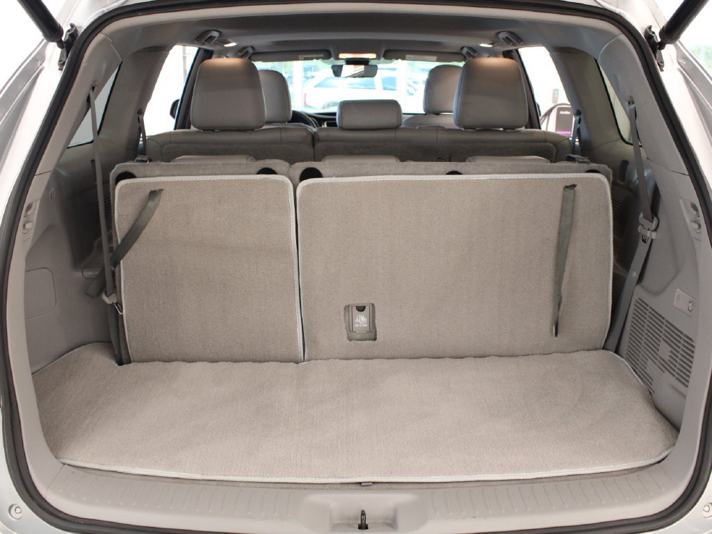 Used 2017 Toyota Highlander XLE FWD image 36
