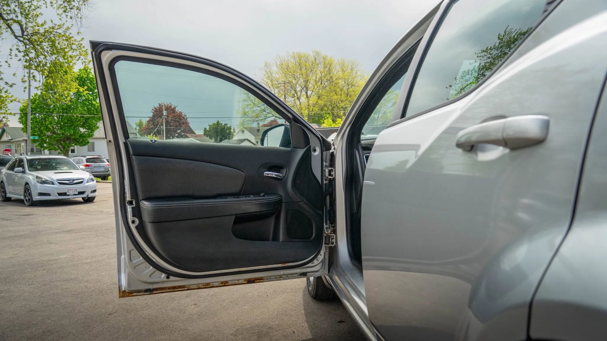 Used 2012 Dodge Avenger SXT FWD image 14