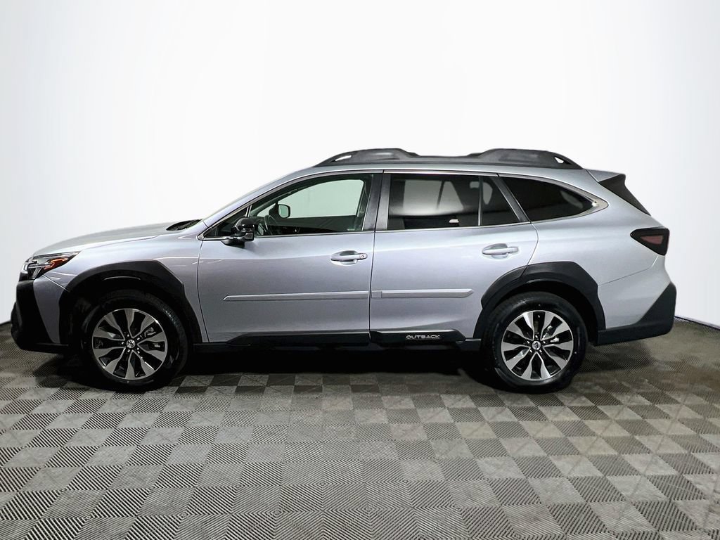 Used 2024 Subaru Outback Limited XT AWD/4WD image 4