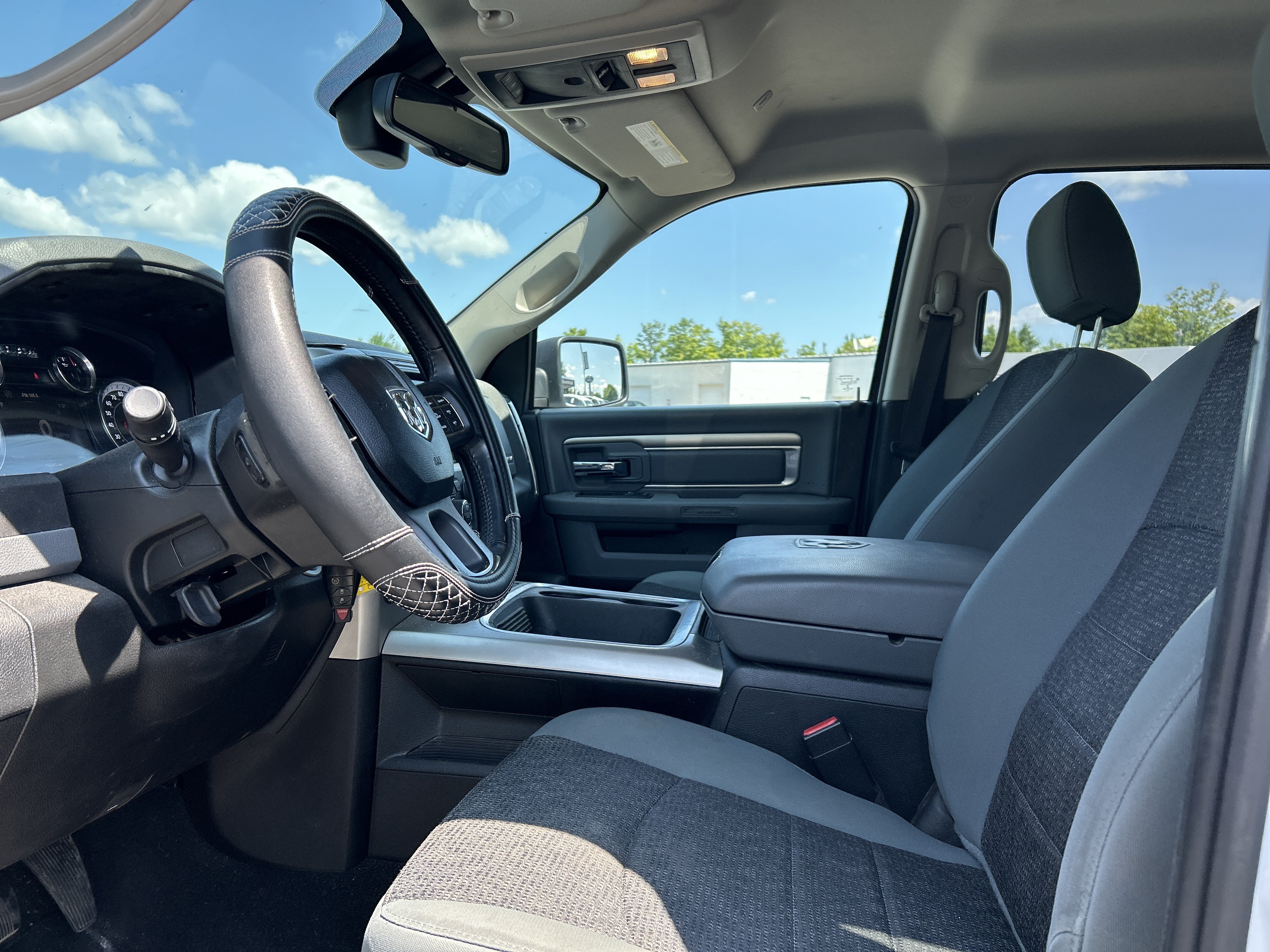Used 2019 RAM 1500 Big Horn AWD/4WD image 10