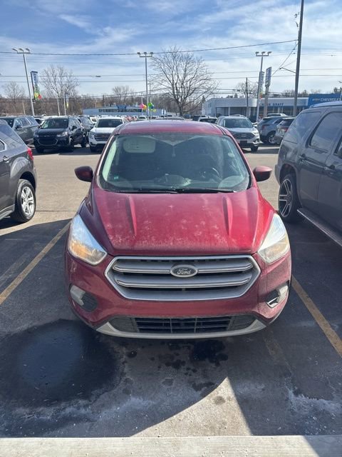 Used 2017 Ford Escape SE image 4