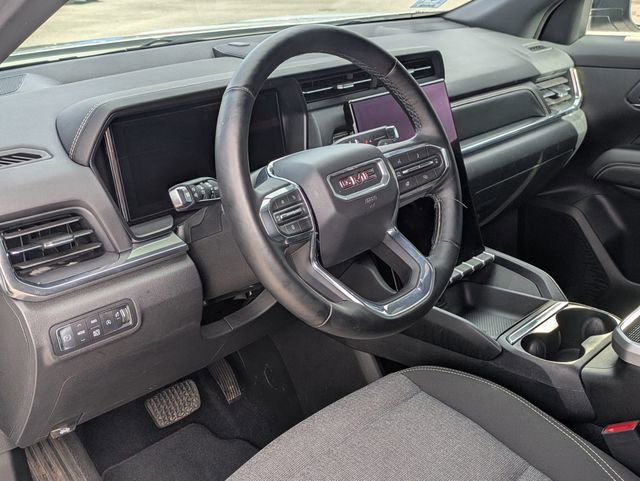 Used 2025 GMC Terrain Elevation AWD/4WD image 32