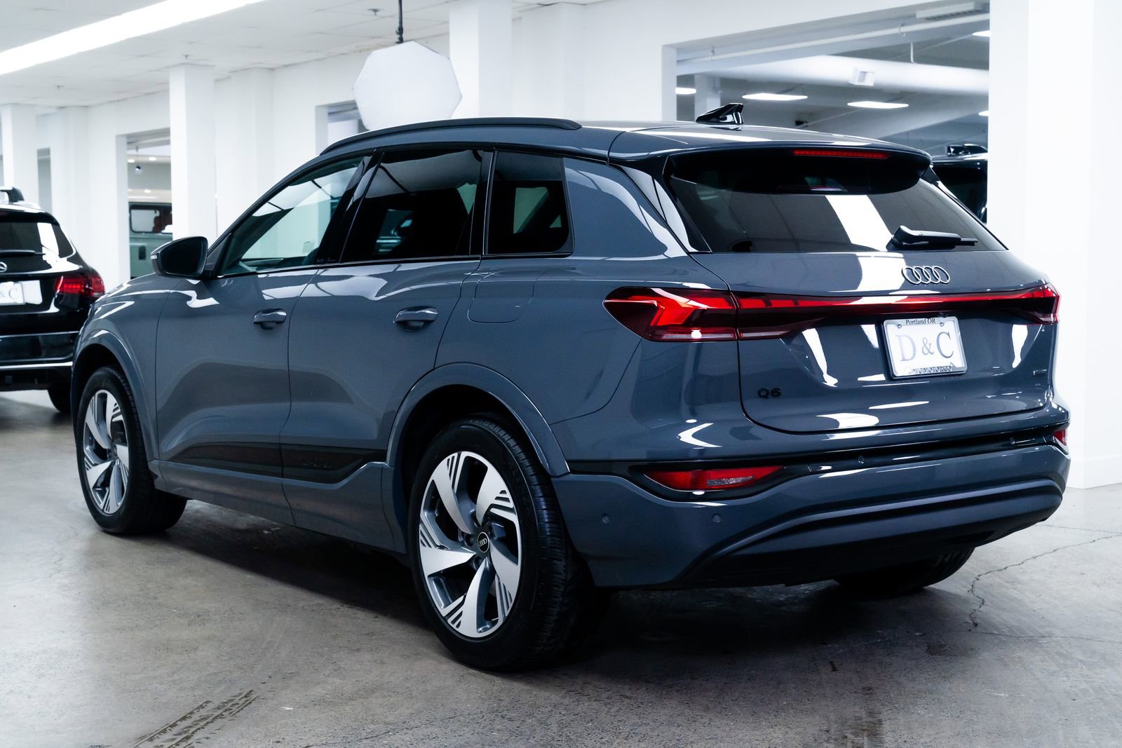 Used 2025 Audi Q6 e-tron Premium Plus w/ Premium Plus image 4