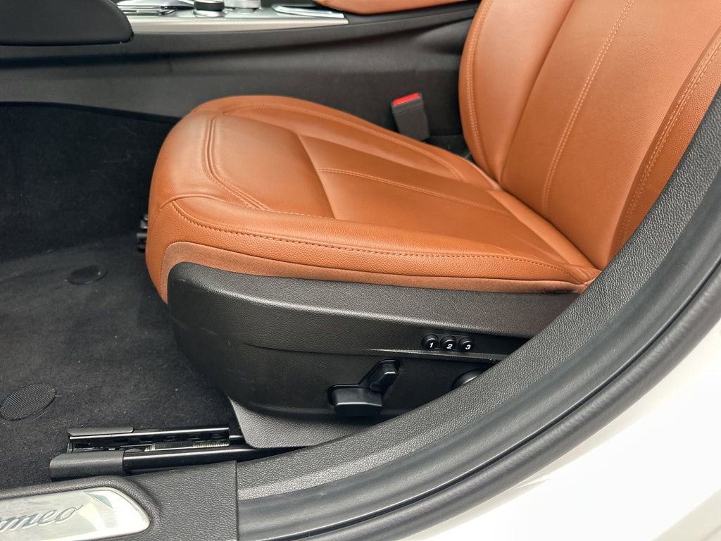 Used 2024 Alfa Romeo Giulia Ti image 11