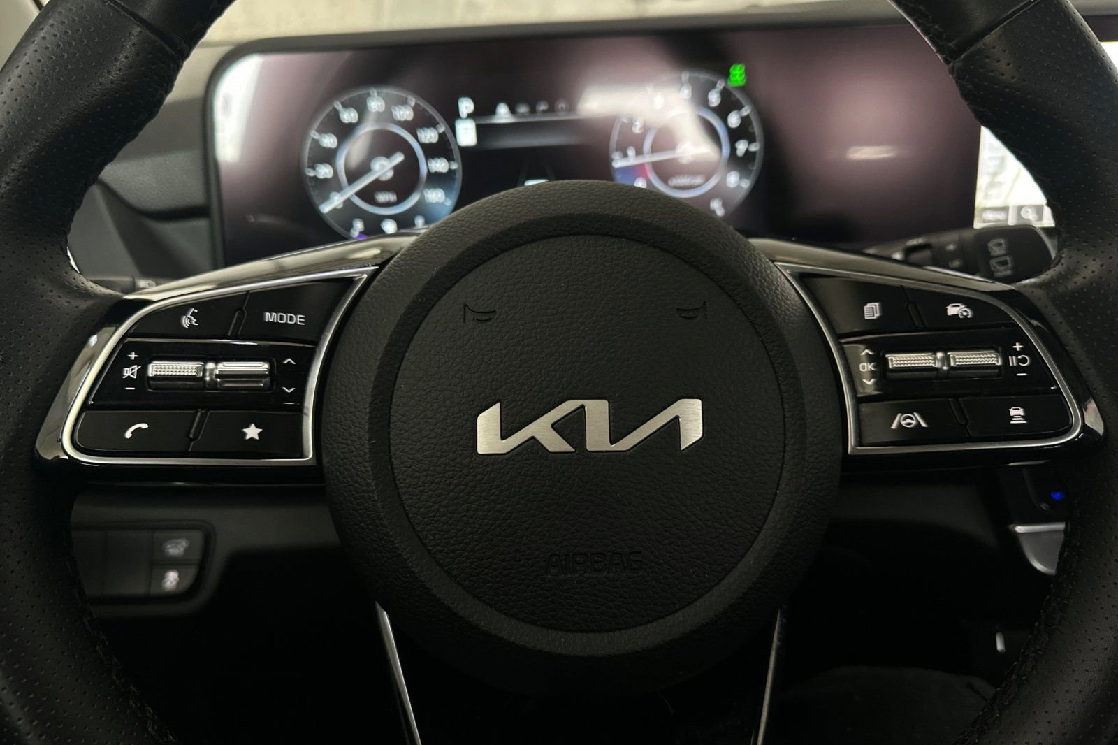 Used 2025 Kia Seltos SX image 26